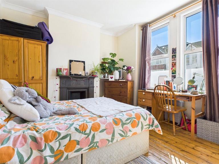 Totland Road, Elm Grove, Brighton, BN2 3EN