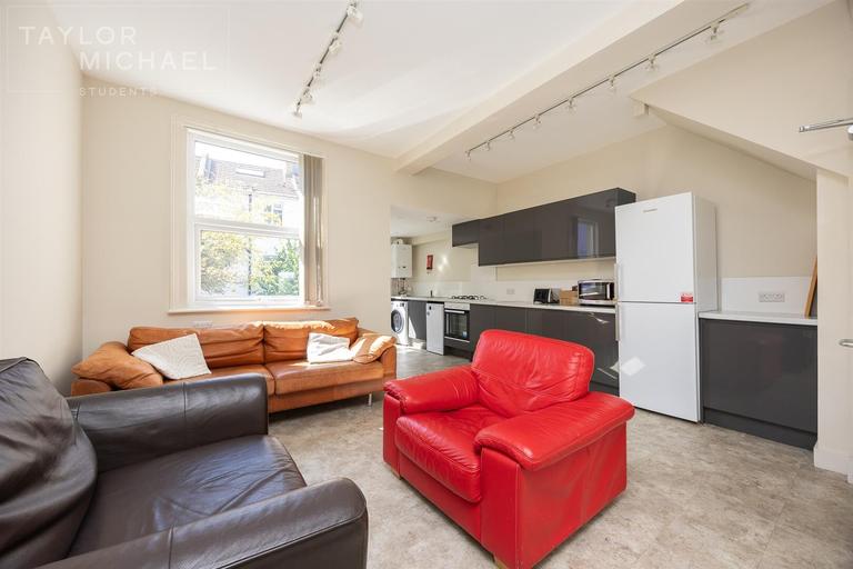 Caledonian Road, Lewes Road, Brighton, BN2 3HX