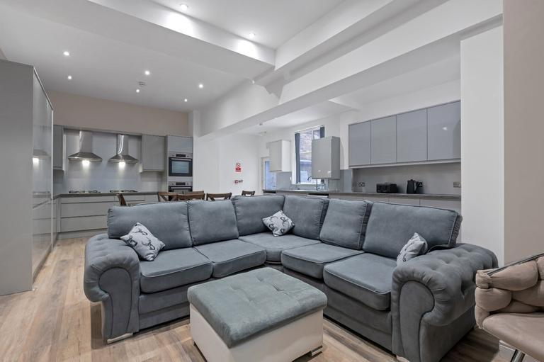 Elm Avenue, Hockley, Nottingham, NG3 4GF