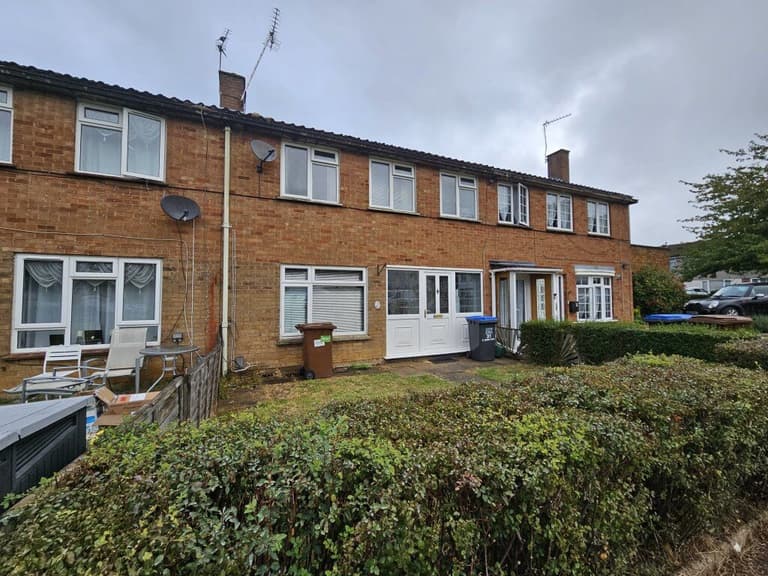 Cherry Way, Hatfield, Hertfordshire, AL10 8LF Cherry Way, Hatfield, Hertfordshire, AL10 8LF