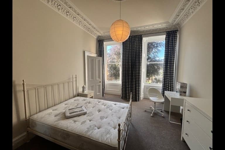 Colinton Road, Flat 1F1, Morningside, Edinburgh, EH10 5EN Colinton Road, Flat 1F1, Morningside, Edinburgh, EH10 5EN