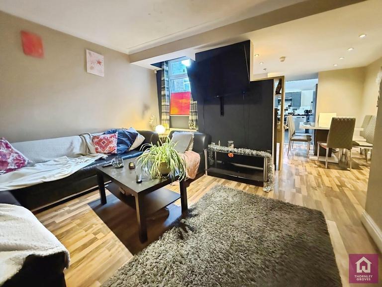 Moseley Road, Fallowfield, Manchester, M14 6PB