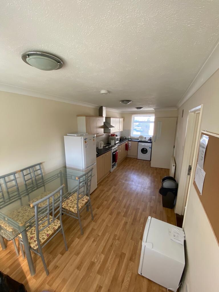 Titania Close, City Centre, Colchester, CO4 3TB