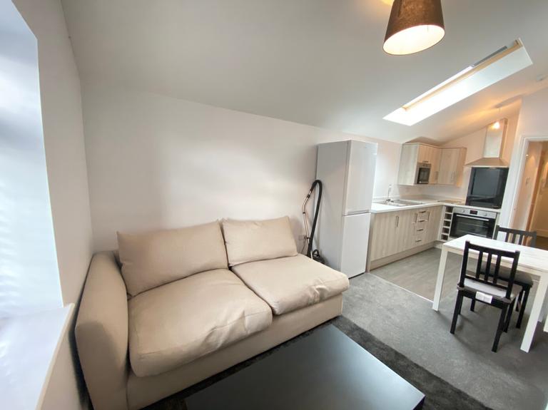 2 bedroom apartment for rent Millicent Road, Nottingham, NG2 7LD UniHomes