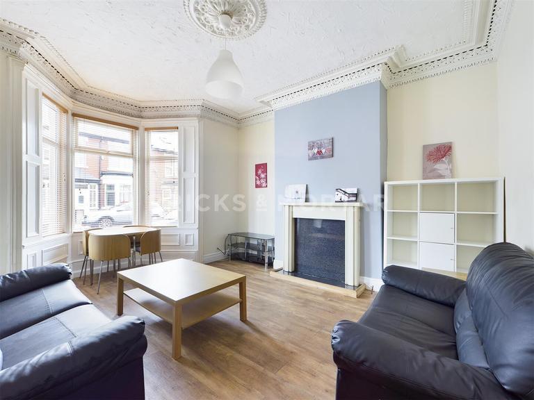 Warton Terrace, Heaton, Newcastle, NE6 5LR