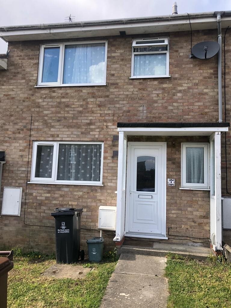 3 bedroom house for rent Howe Close, Colchester, CO4 3XD UniHomes