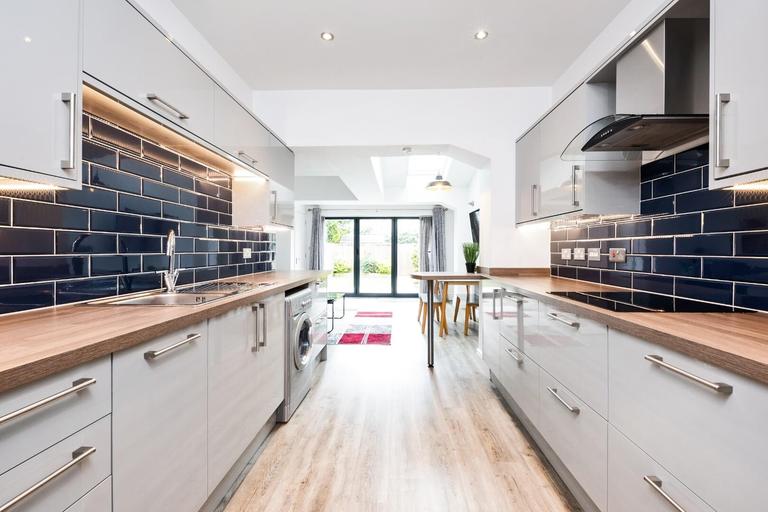 Victoria Terrace, Oldfield Park, Bath, BA2 3QZ