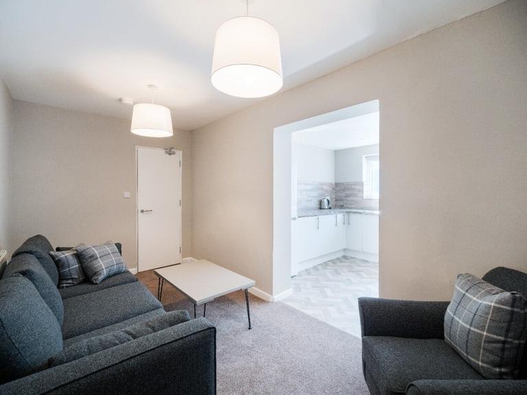 Burley Grove, Staple Hill, Bristol, BS16 5QF