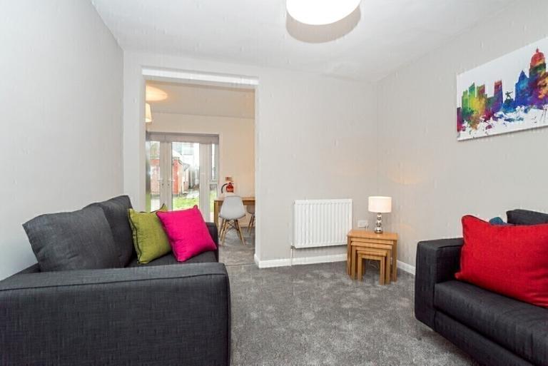 4 bedroom house for rent Warwick Avenue Beeston, Nottingham, NG9 2HQ