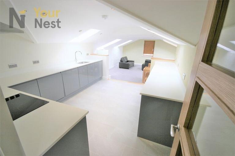 Park View, Headingley, Leeds, LS6 4BB