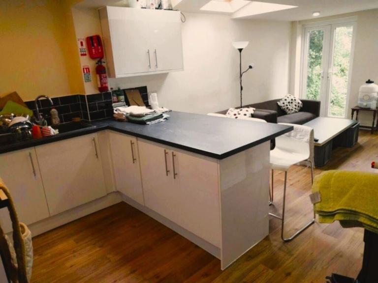 Heeley Road, Selly Oak, Birmingham, B29 6EL