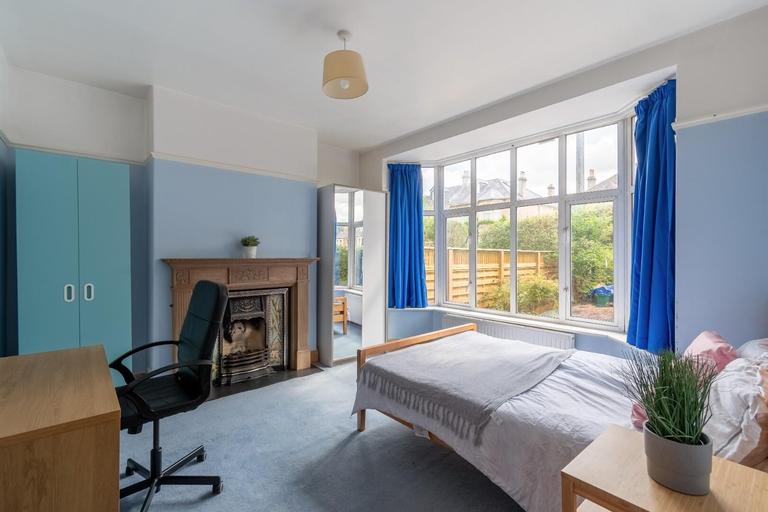 Combe Park, Weston, Bath, BA1 3NE