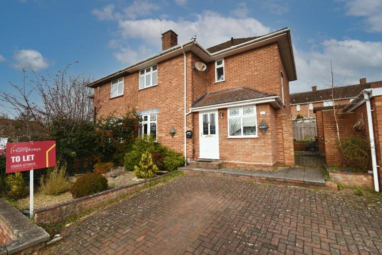 4 bedroom house for rent Brereton Close, Norwich, NR5 8LX UniHomes