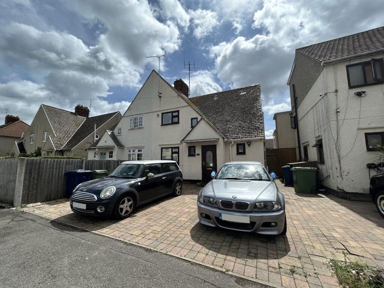 Milton Road, East Oxford, Oxford, OX4 3EF