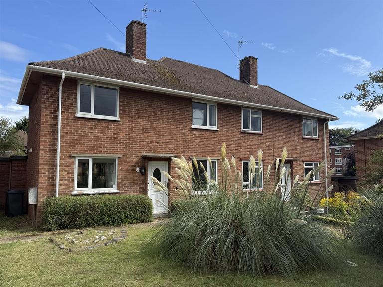 Savery Close, North & West Earlham, Norwich, NR5 8NJ