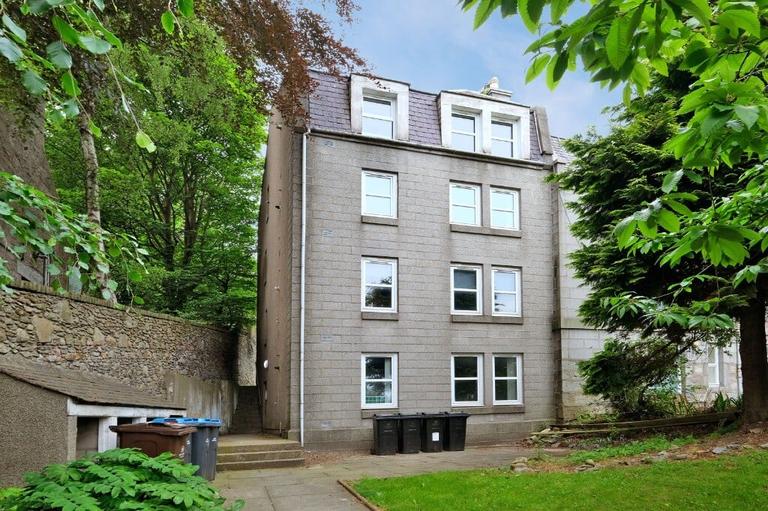 Kings Crescent, Flat C, City Centre, Aberdeen, AB24 3HP