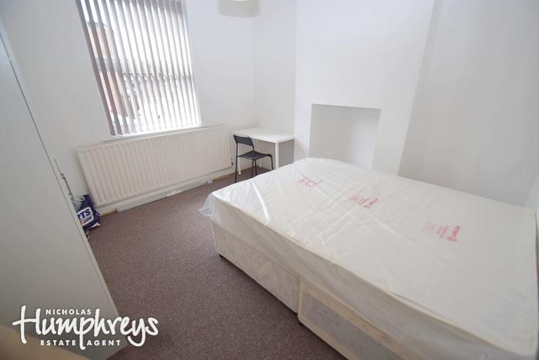 6 bedroom house for rent Wharf Street Student House, Keele, ST5 1JZ