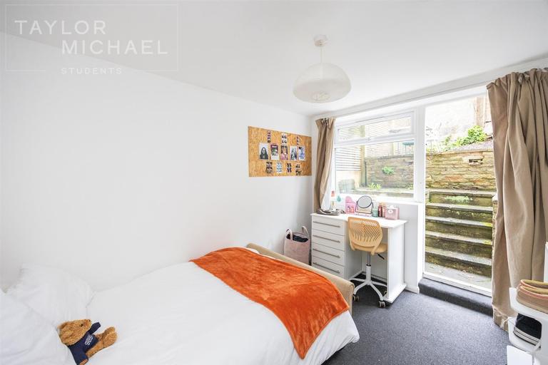 Warleigh Road, Round Hill, Brighton, BN1 4NT