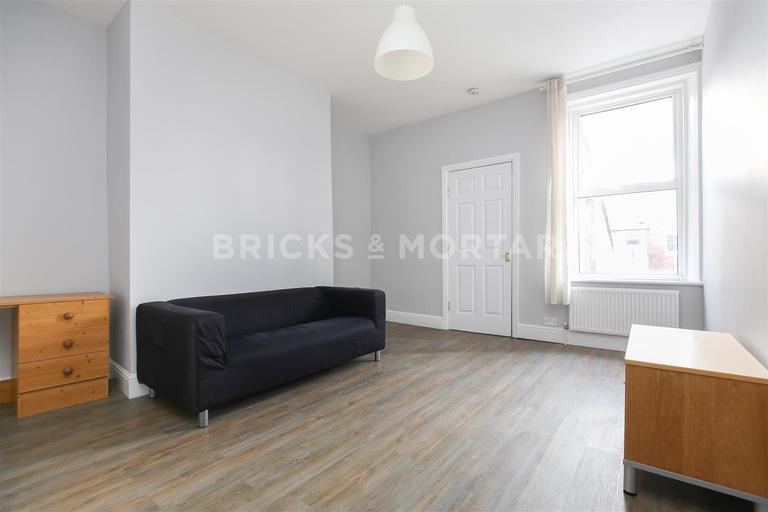 Simonside Terrace, Heaton, Newcastle, NE6 5LA