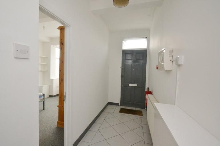 5 bedroom house for rent Moseley Road, Manchester, M14 6PB UniHomes