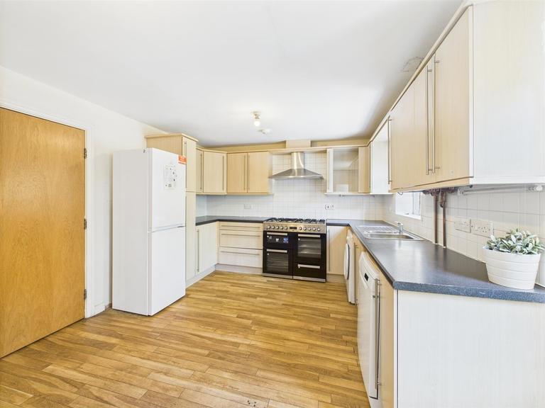 Wren Close, Forest Road, Loughborough, LE11 3HL