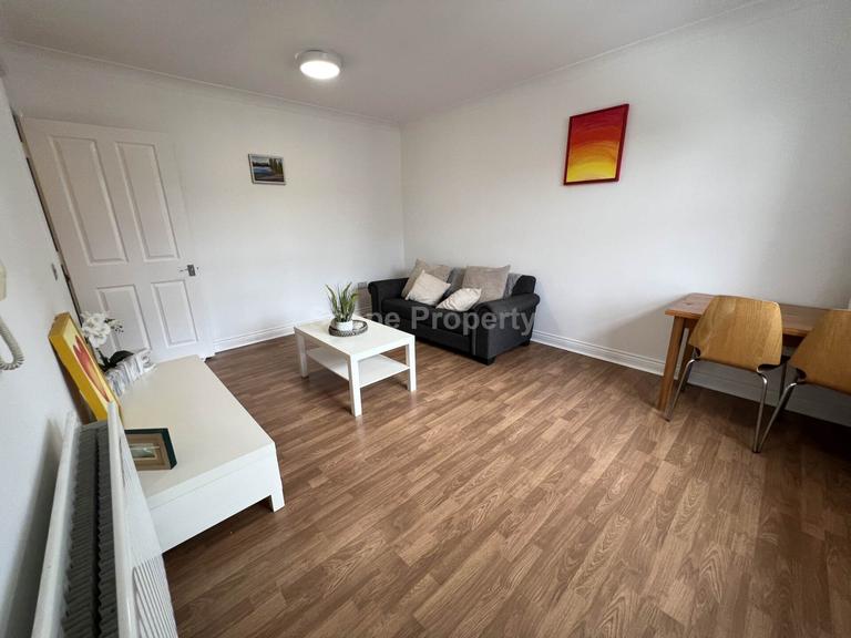 London Street, City Centre, Reading, RG1 4PH