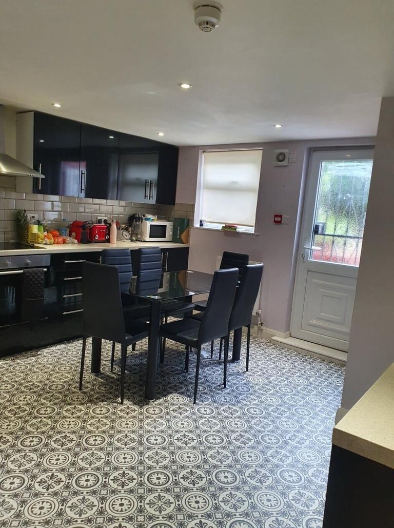 Brudenell Road, Hyde Park, Leeds, LS6 1HA