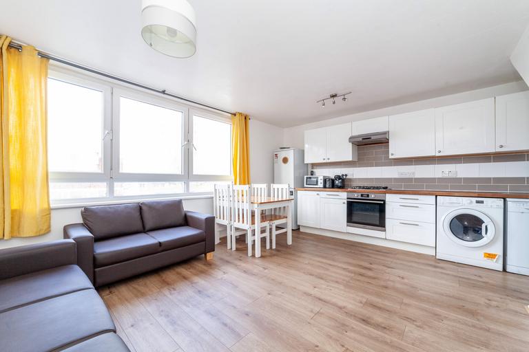 Sanscroft Court, Battersea Bridge Road, Battersea, London, SW11 3AJ