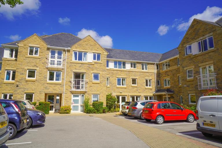 St Chads Court, Headingley, Leeds, LS16 5QX