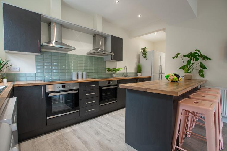 Moor Oaks Road, Broomhill, Sheffield, S10 1BX