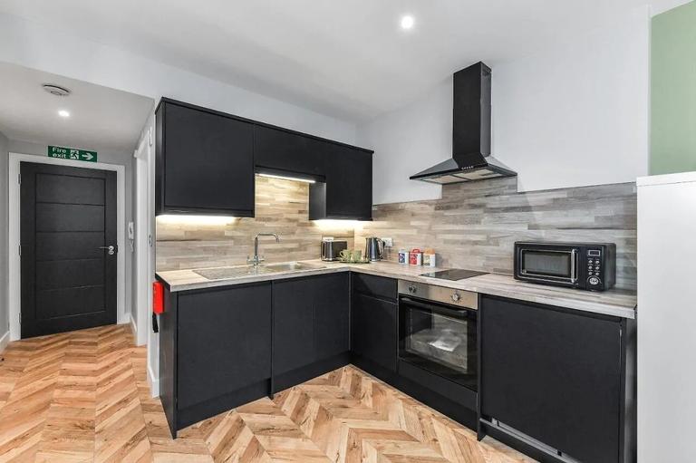 Malin Hill, Hockley, Nottingham, NG1 1JQ