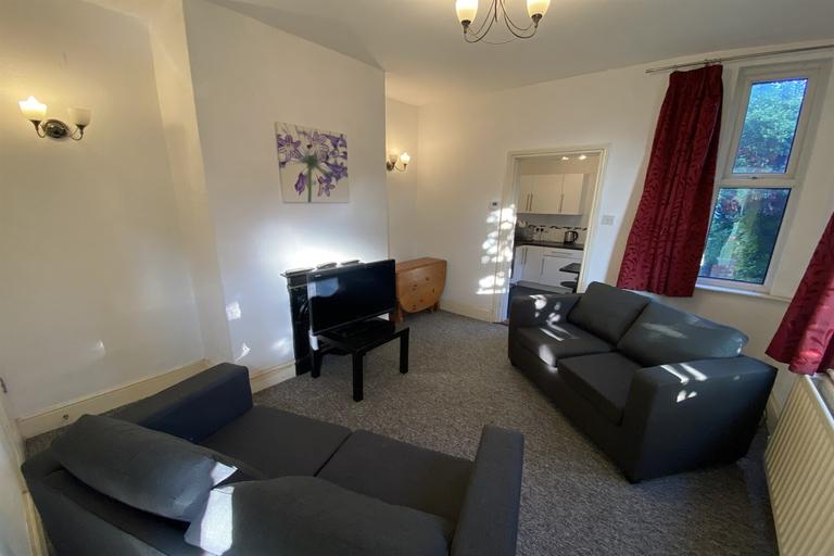 Brailsford Road, Dunkirk, Nottingham, NG7 2JU