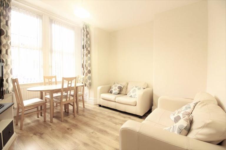Windsor Terrace, Gosforth, Newcastle, NE3 1YL
