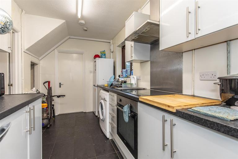 The Avenue, Moulsecoomb, Brighton, BN2 4FA