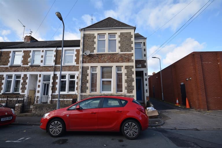 Whitchurch Place, Cathays, Cardiff, CF24 4HD