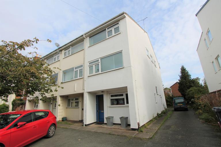 Willes Road, Town Centre, Leamington Spa, CV31 1BS