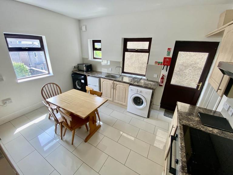 Beechwood Road, Uplands, Uplands, Swansea, SA2 0HL