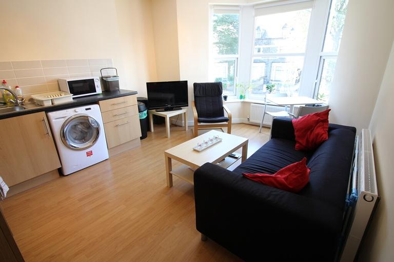 Richmond Road, Roath, Cardiff, CF24 3BW