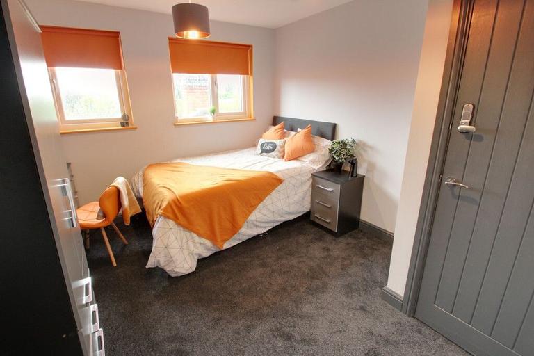 Danvers Road, Westcotes, Leicester, LE3 2AB