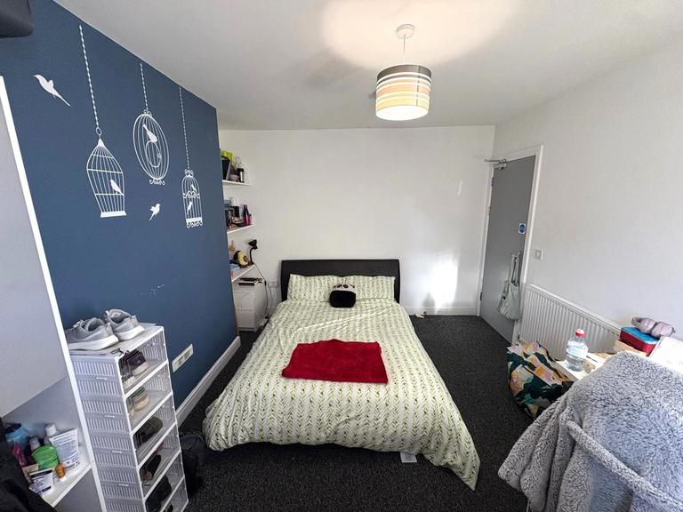 Phillips Parade, Brynmill, Swansea, SA1 4JL