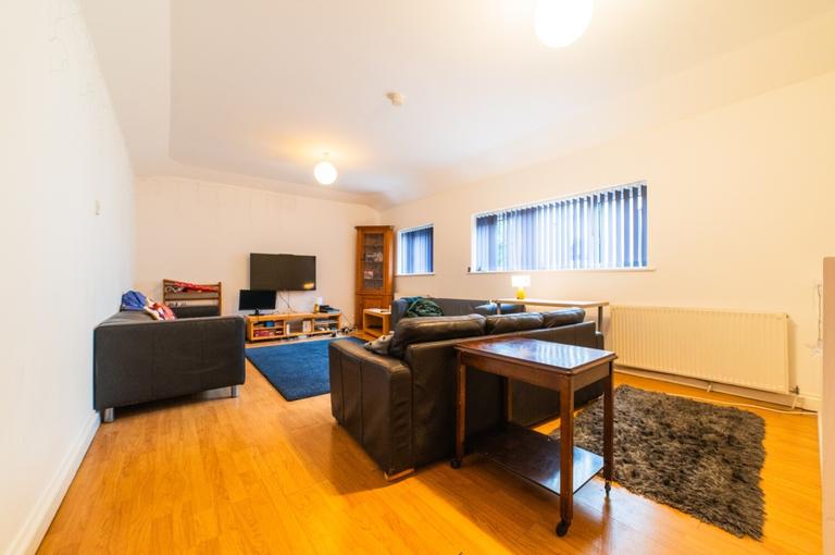 Fanny Street, Cathays, Cardiff, CF24 4EH