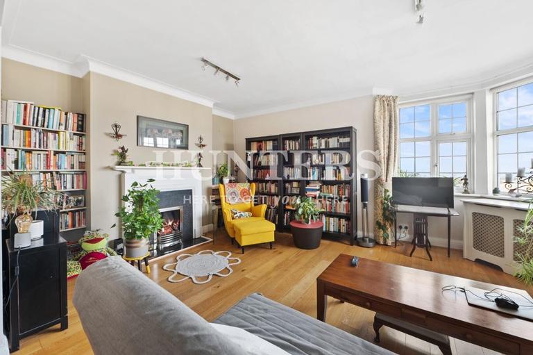 2 bedroom apartment for rent Hendon Way, London, NW2 2PE UniHomes