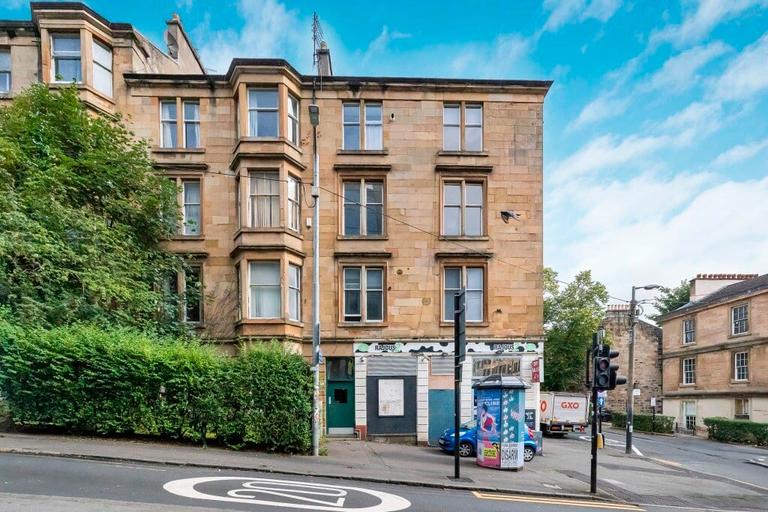 Gibson Street, Flat 2/1, West End, Glasgow, G12 8LY