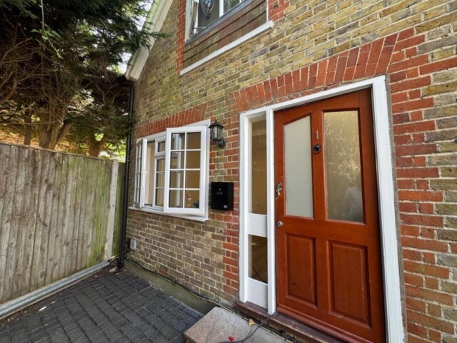 Englefield Green Surrey, Egham, Surrey, TW20 0NP