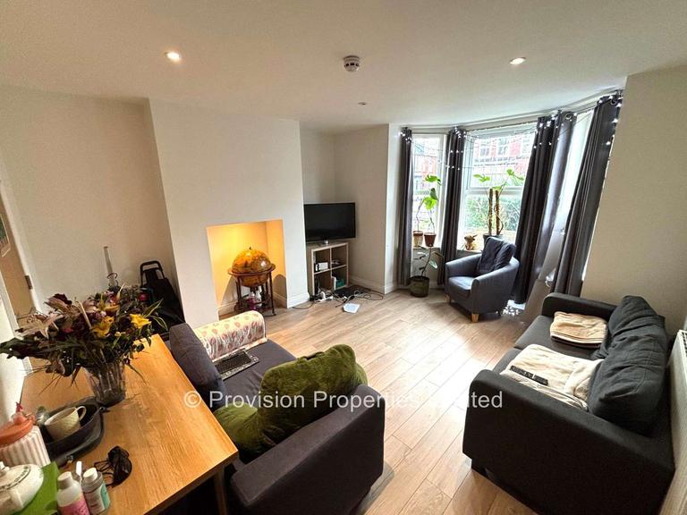 Cardigan Road Leeds, Hyde Park, Leeds, LS6 1LU