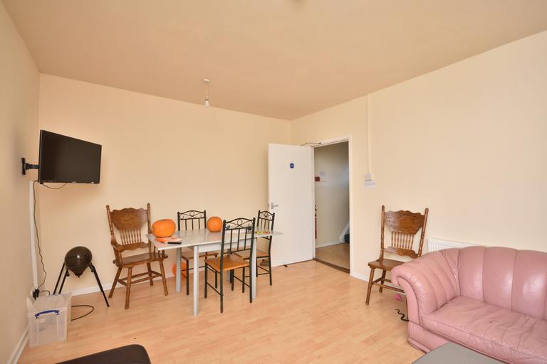 6 bedroom house for rent King Edward's Road Brynmill, Swansea, SA1 4LN