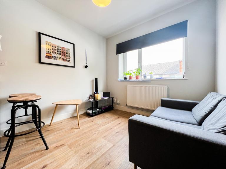 Allensbank Road, Heath, Cardiff, CF14 3PT