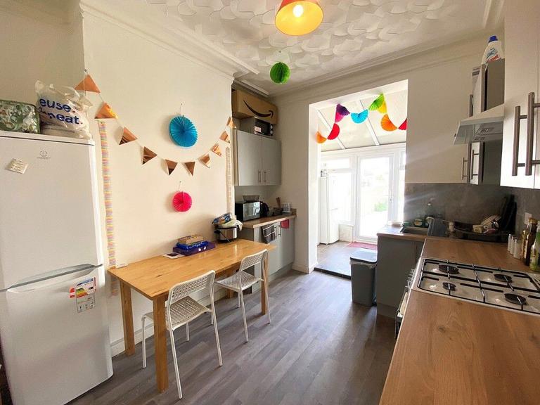 Francis Avenue, Southsea, Portsmouth, PO4 0EP