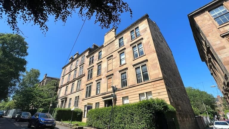 Glasgow Street, 3/1, West End, Glasgow, G12 8JG Glasgow Street, 3/1, West End, Glasgow, G12 8JG