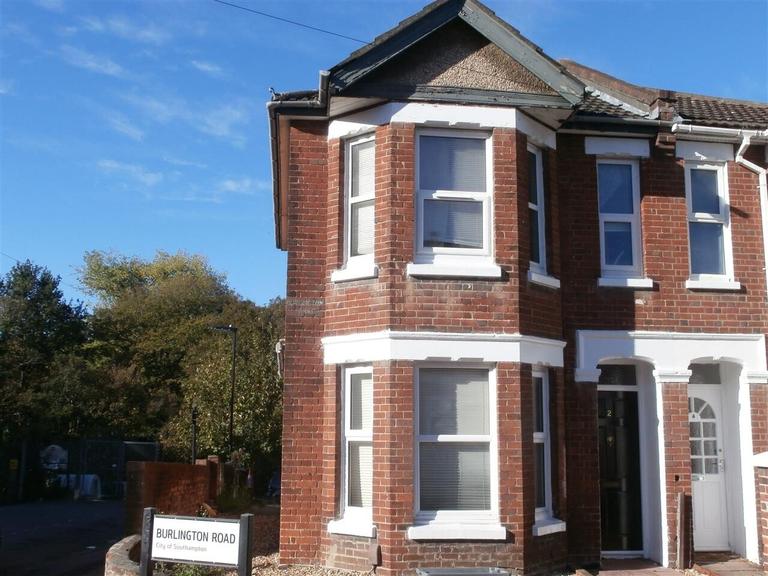 5 bedroom house for rent Burlington Road, Southampton, SO15 2FQ UniHomes